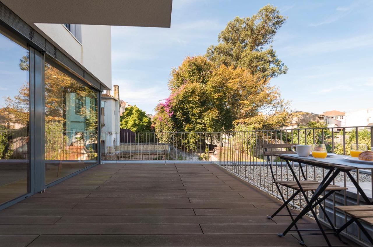 Lovelystay - Primrose 2Br Flat With Free Parking, Ac And Balcony OOporto Extérieur photo