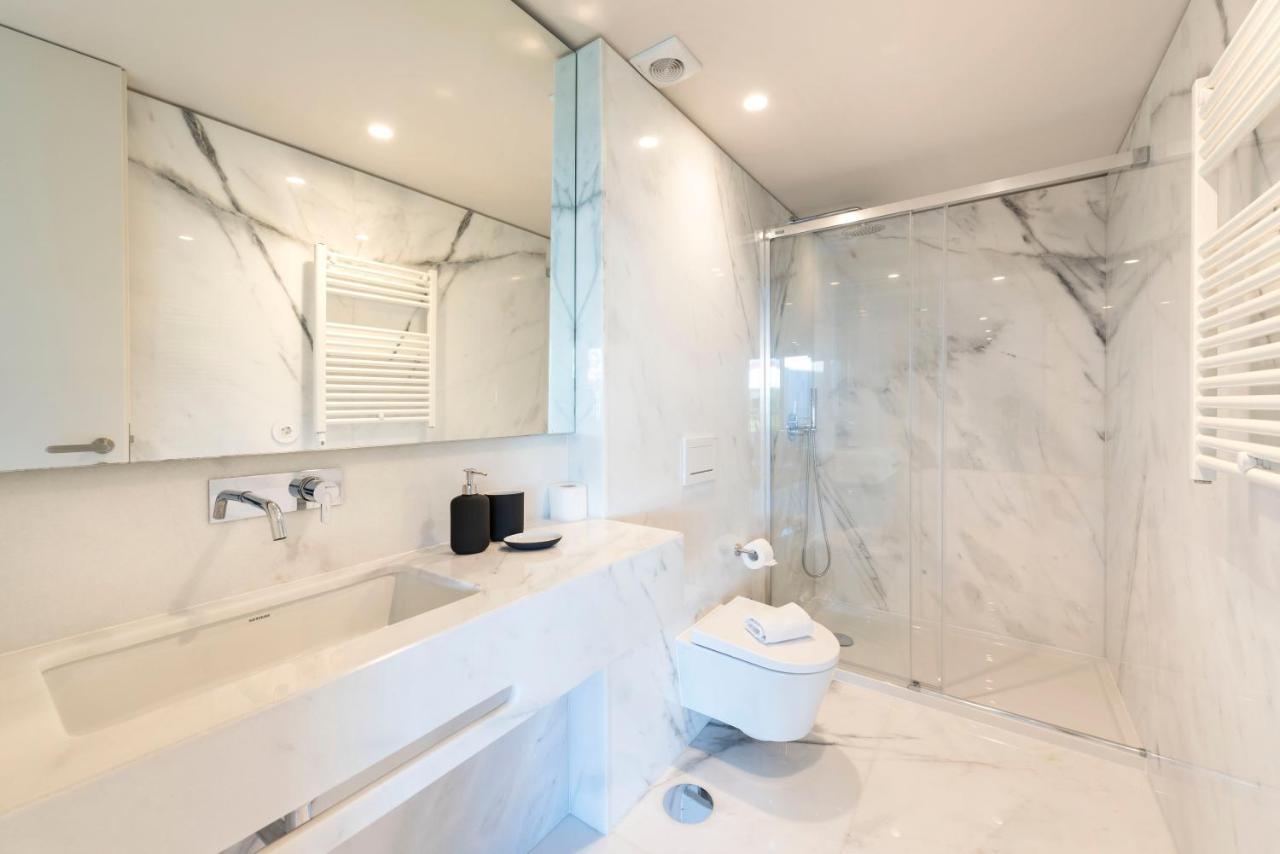Lovelystay - Primrose 2Br Flat With Free Parking, Ac And Balcony OOporto Extérieur photo