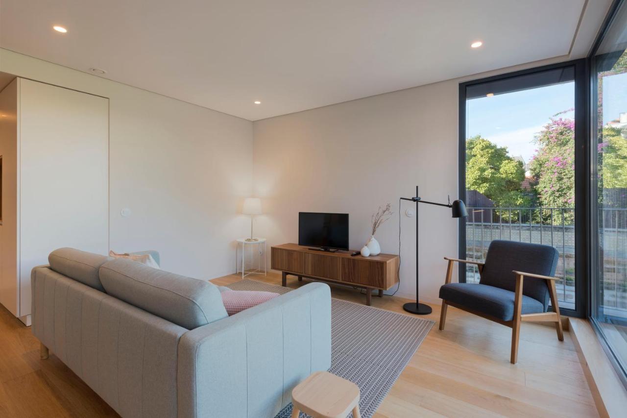 Lovelystay - Primrose 2Br Flat With Free Parking, Ac And Balcony OOporto Extérieur photo