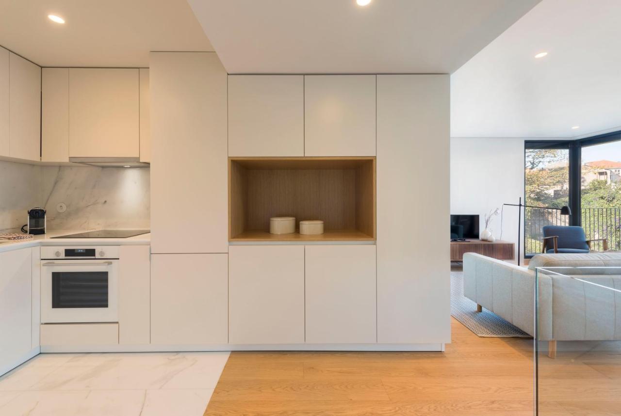 Lovelystay - Primrose 2Br Flat With Free Parking, Ac And Balcony OOporto Extérieur photo